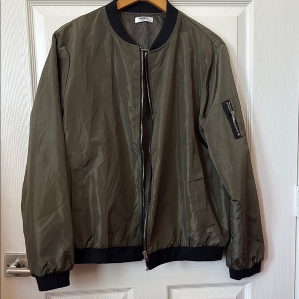 Green Bomber Jacket with Black Trim and Relaxed Fit